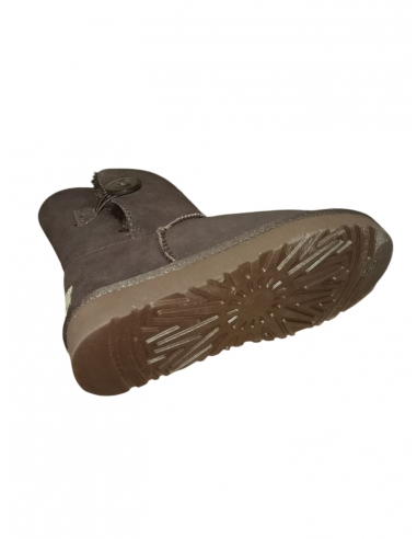 Cizme Tip UGG Bailey Button Brownie