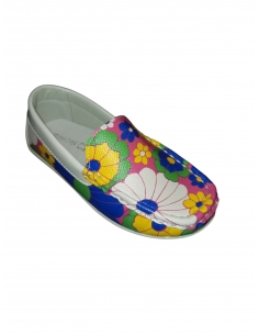 Mocasini fetițe din piele ecologică – Confortabili și veseli, cu imprimeu floral 2