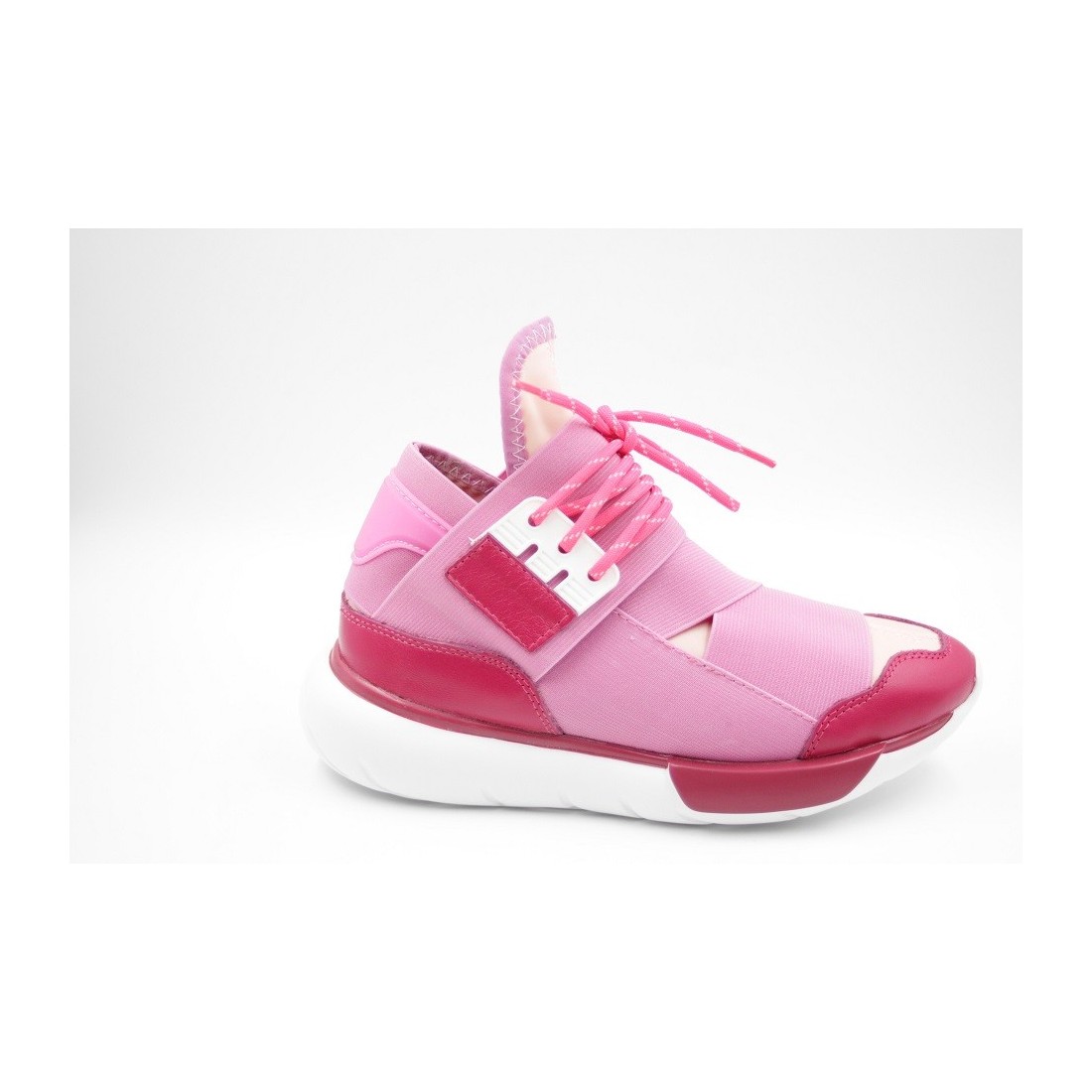 Sneakers fashion pink mania